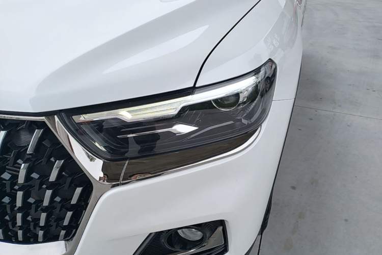 Used Haval H6 2023 National Trend Edition 1.5T Automatic Urban Version Left Front Headlight