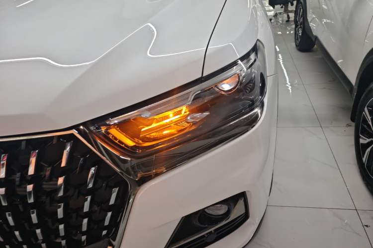 Used Haval H6 2023 National Trend Edition 1.5T Automatic Champion Version Left Front Headlight