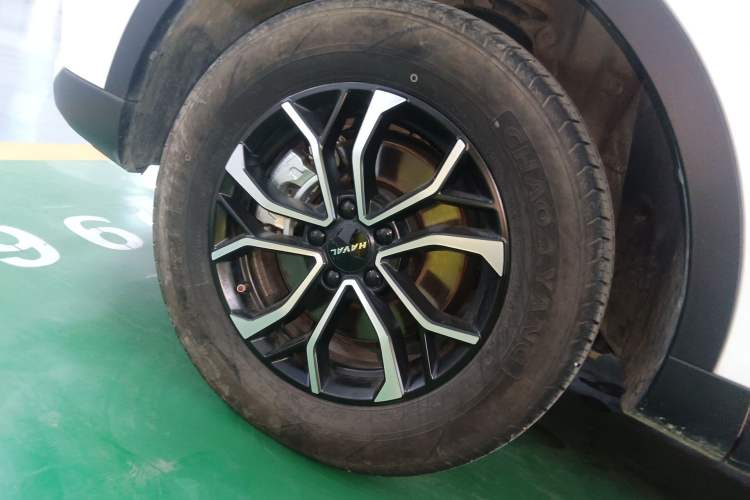 Used Haval H6 2023 National Trend Edition 1.5T Automatic Urban Version Left Front Wheel Hub