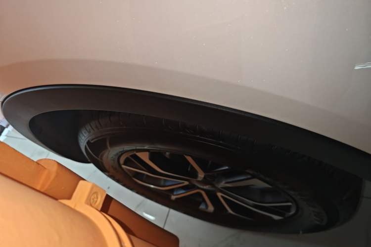 Used Haval H6 2023 National Trend Edition 1.5T Automatic Urban Version Left Front Wheel Hub