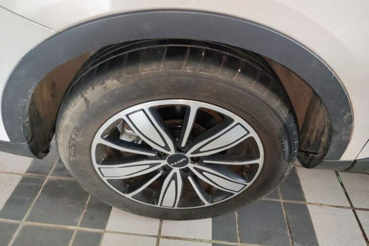 Used Haval H6 2023 National Trend Edition 1.5T Automatic Champion Version Left Front Wheel Hub