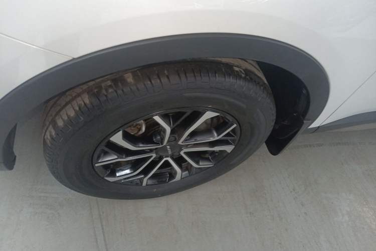 Used Haval H6 2023 National Trend Edition 1.5T Automatic Urban Version Left Front Wheel Hub