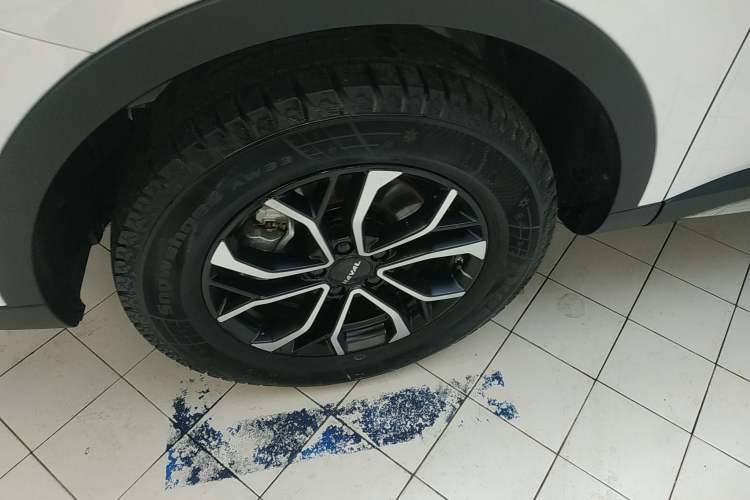 Used Haval H6 2023 National Trend Edition 1.5T Automatic Urban Version Left Front Wheel Hub