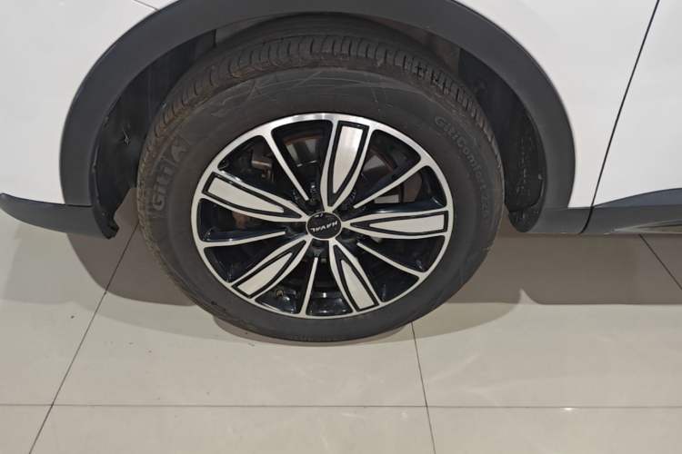 Used Haval H6 2023 National Trend Edition 1.5T Automatic Champion Version Left Front Wheel Hub