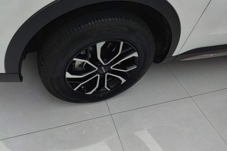 Used Haval H6 2023 National Trend Edition 1.5T Automatic Urban Version Left Front Wheel Hub