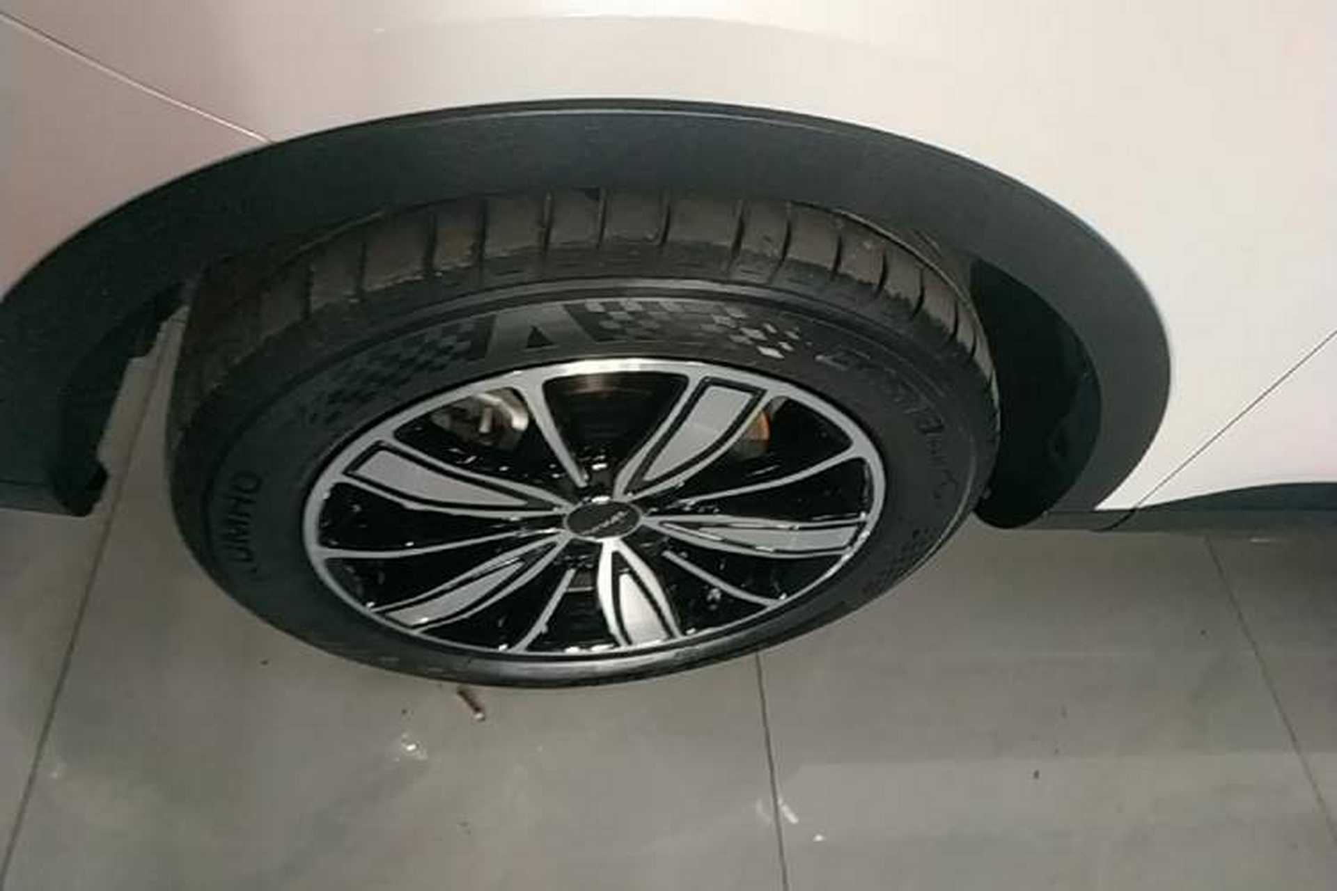 Used Haval H6 2023 National Trend Edition 1.5T Automatic Champion Version Left Front Wheel Hub