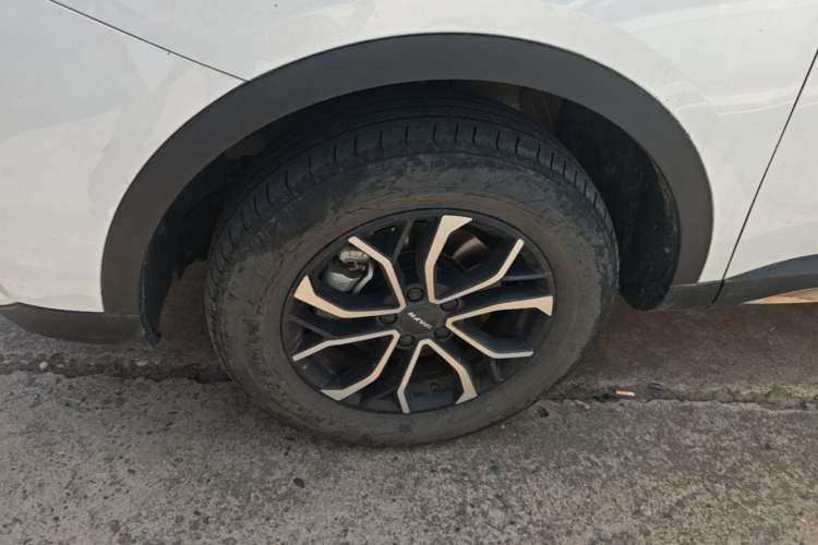 Used Haval H6 2023 National Trend Edition 1.5T Automatic Urban Version Left Front Wheel Hub