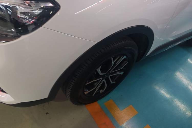 Used Haval H6 2023 National Trend Edition 1.5T Automatic Urban Version Left Front Wheel Hub