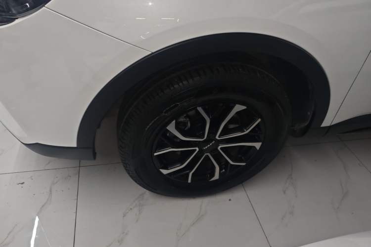 Used Haval H6 2023 National Trend Edition 1.5T Automatic Urban Version Left Front Wheel Hub