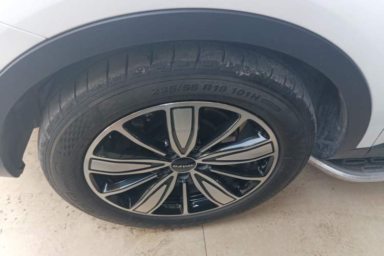 Used Haval H6 2023 National Trend Edition 1.5T Automatic Champion Version Left Front Wheel Hub