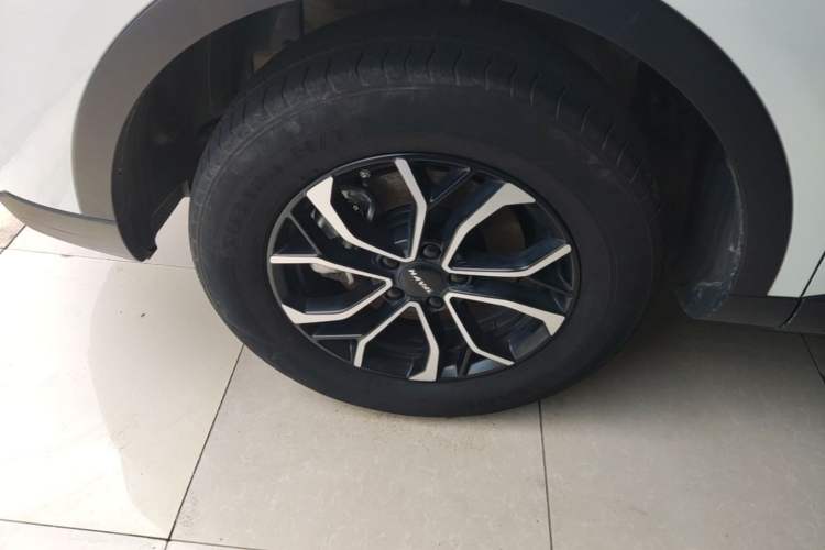 Used Haval H6 2023 National Trend Edition 1.5T Automatic Urban Version Left Front Wheel Hub