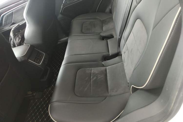 Used Haval H6 2023 National Trend Edition 1.5T Automatic Urban Version Left Rear Seat