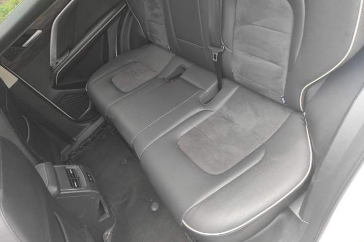 Used Haval H6 2023 National Trend Edition 1.5T Automatic Urban Version Left Rear Seat