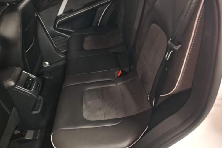 Used Haval H6 2023 National Trend Edition 1.5T Automatic Urban Version Left Rear Seat