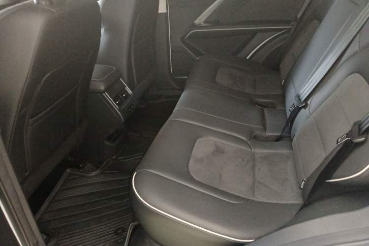 Used Haval H6 2023 National Trend Edition 1.5T Automatic Urban Version Left Rear Seat