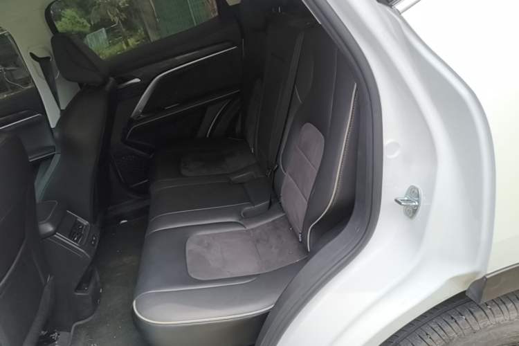 Used Haval H6 2023 National Trend Edition 1.5T Automatic Urban Version Left Rear Seat