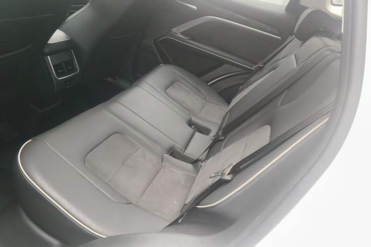 Used Haval H6 2023 National Trend Edition 1.5T Automatic Urban Version Left Rear Seat