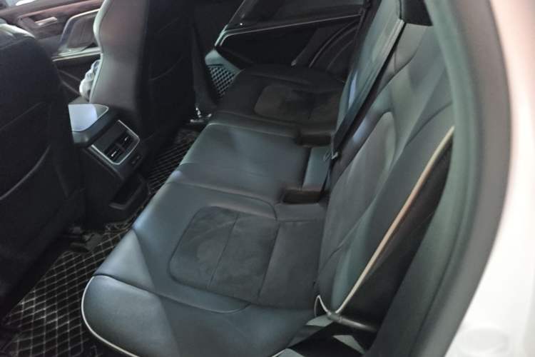 Used Haval H6 2023 National Trend Edition 1.5T Automatic Urban Version Left Rear Seat