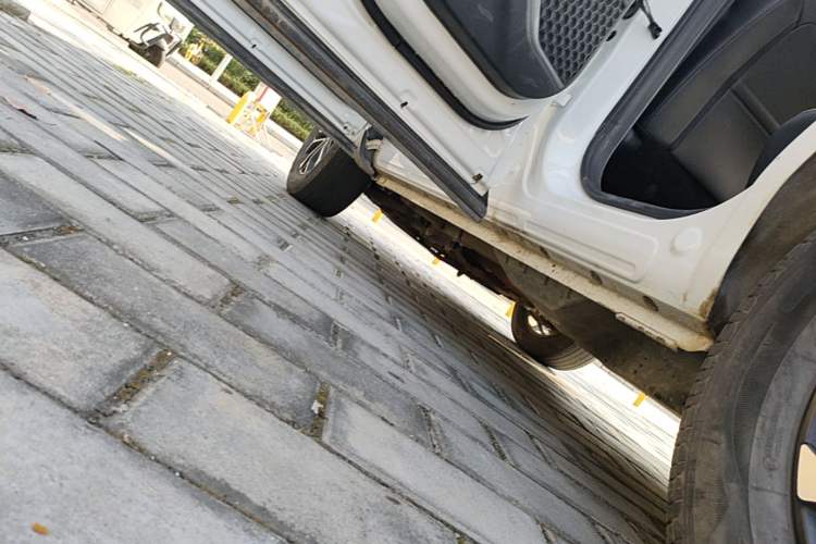 Used Haval H6 2023 National Trend Edition 1.5T Automatic Urban Version Left Side Sill