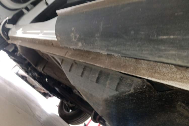 Used Haval H6 2023 National Trend Edition 1.5T Automatic Urban Version Left Side Sill