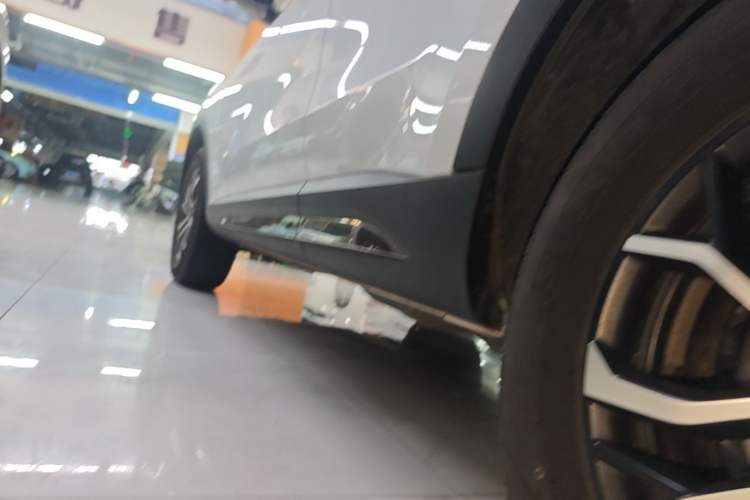 Used Haval H6 2023 National Trend Edition 1.5T Automatic Urban Version Left Side Sill