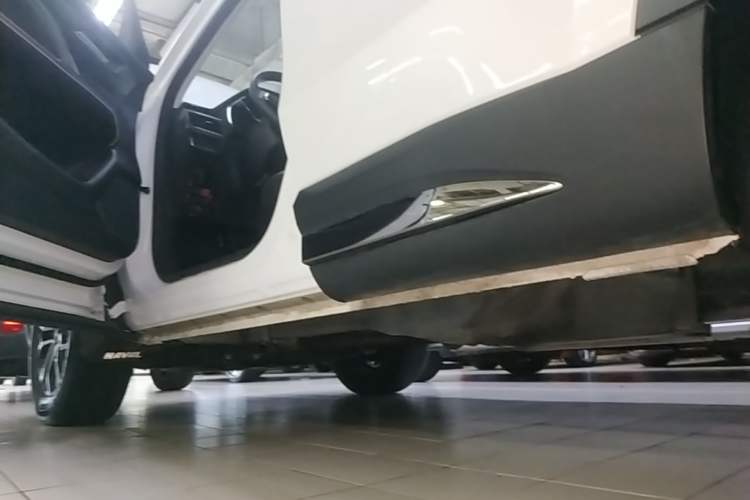 Used Haval H6 2023 National Trend Edition 1.5T Automatic Urban Version Left Side Sill