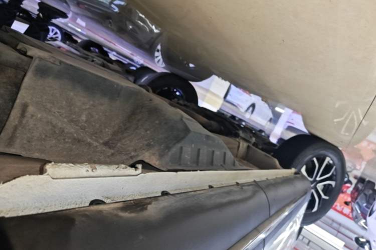 Used Haval H6 2023 National Trend Edition 1.5T Automatic Urban Version Left Side Sill