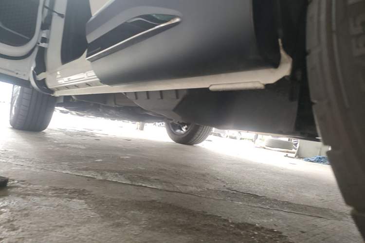 Used Haval H6 2023 National Trend Edition 1.5T Automatic Champion Version Left Side Sill
