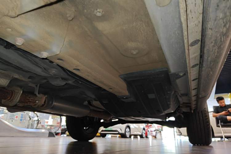 Used Haval H6 2023 National Trend Edition 1.5T Automatic Urban Version Left Side Sill