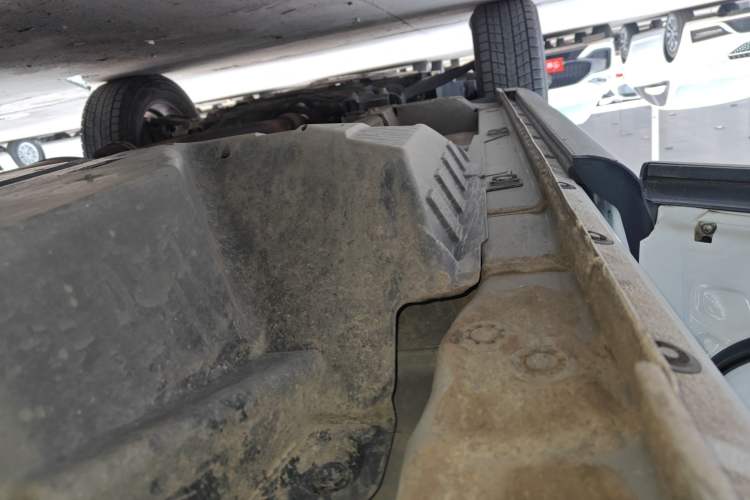 Used Haval H6 2023 National Trend Edition 1.5T Automatic Urban Version Left Side Sill