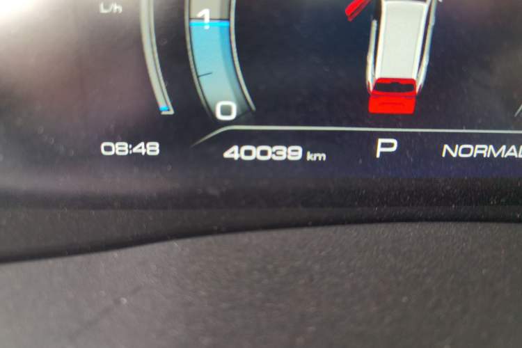 Used Haval H6 2023 National Trend Edition 1.5T Automatic Champion Version Odometer Close Up