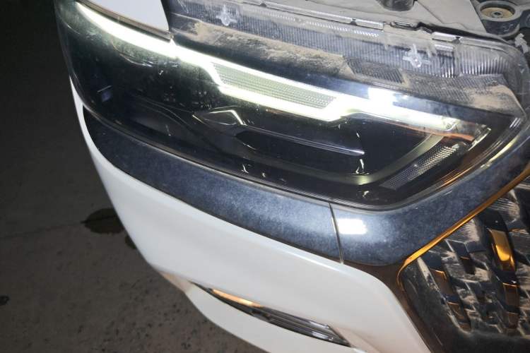 Used Haval H6 2023 National Trend Edition 1.5T Automatic Urban Version Right Front Headlight