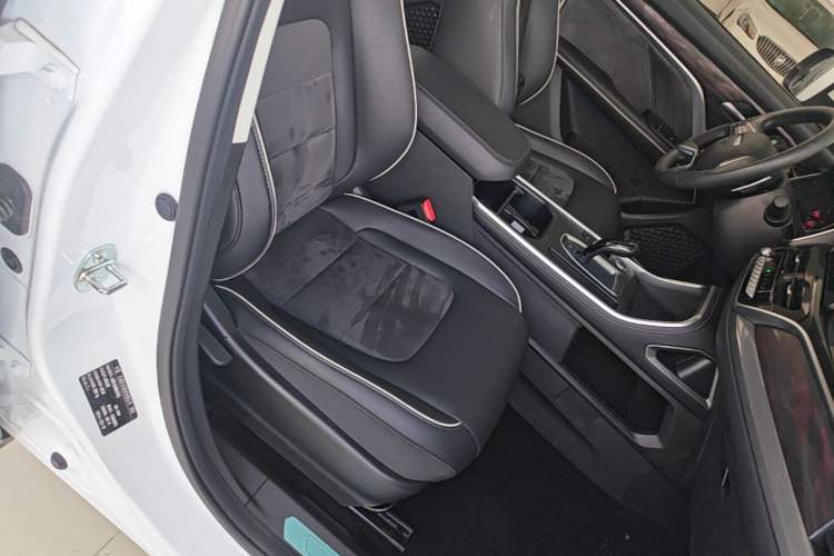 Used Haval H6 2023 National Trend Edition 1.5T Automatic Urban Version Right Front Seat
