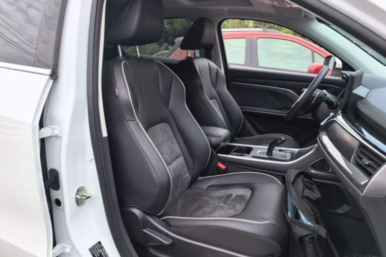 Used Haval H6 2023 National Trend Edition 1.5T Automatic Urban Version Right Front Seat