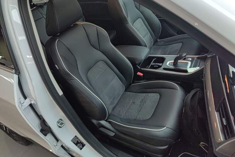 Used Haval H6 2023 National Trend Edition 1.5T Automatic Urban Version Right Front Seat