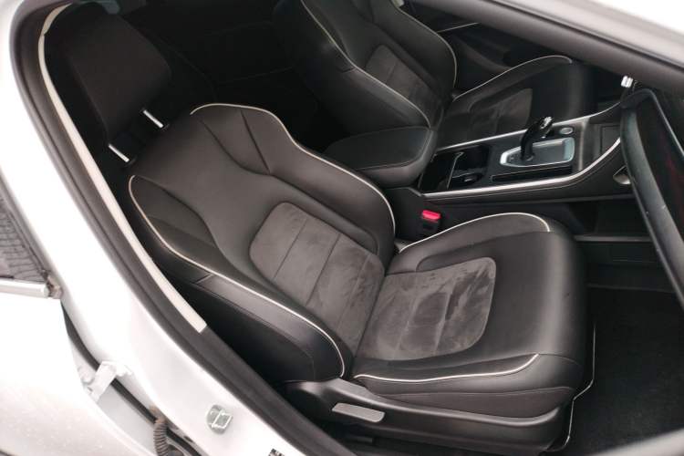Used Haval H6 2023 National Trend Edition 1.5T Automatic Urban Version Right Front Seat