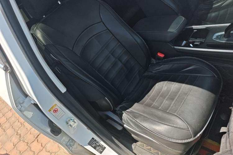 Used Haval H6 2023 National Trend Edition 1.5T Automatic Urban Version Right Front Seat