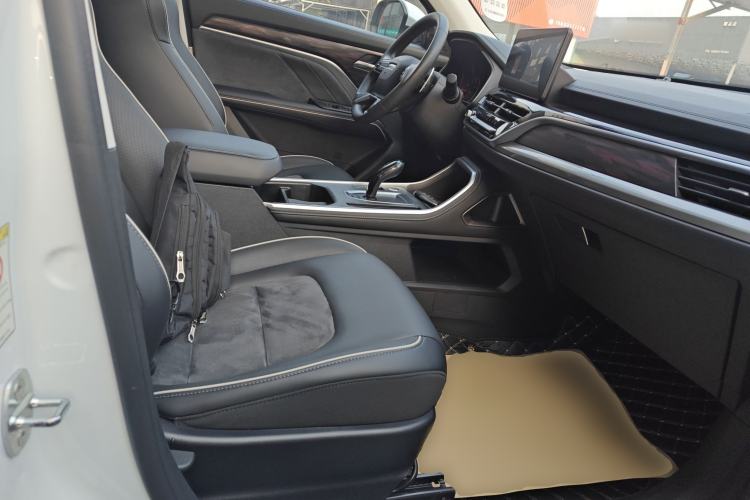 Used Haval H6 2023 National Trend Edition 1.5T Automatic Urban Version Right Front Seat