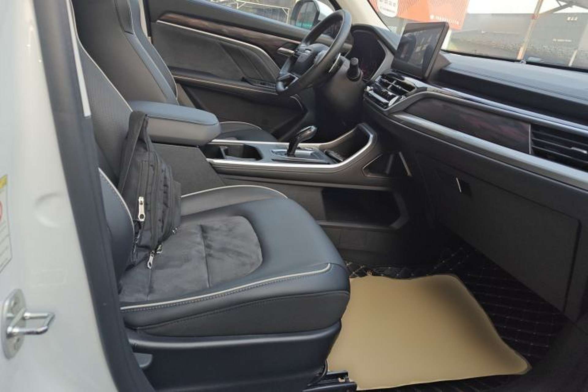 Used Haval H6 2023 National Trend Edition 1.5T Automatic Urban Version Right Front Seat