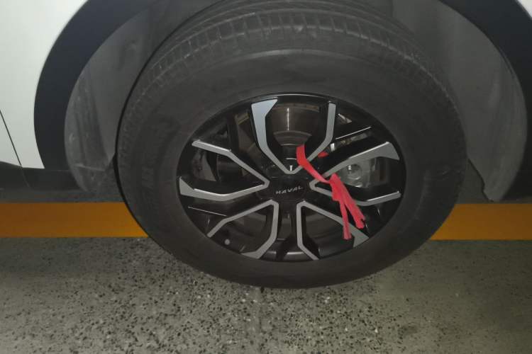 Used Haval H6 2023 National Trend Edition 1.5T Automatic Urban Version Right Front Wheel Hub