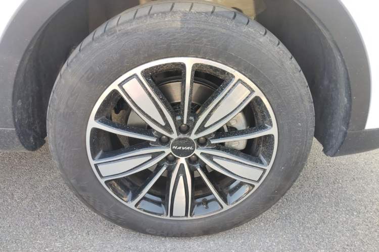 Used Haval H6 2023 National Trend Edition 1.5T Automatic Champion Version Right Front Wheel Hub