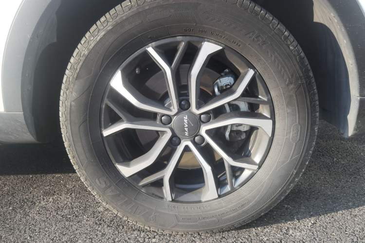 Used Haval H6 2023 National Trend Edition 1.5T Automatic Urban Version Right Front Wheel Hub