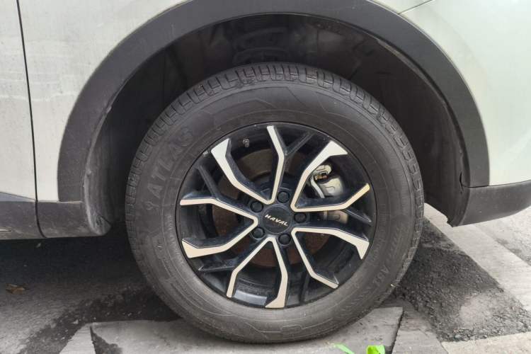 Used Haval H6 2023 National Trend Edition 1.5T Automatic Urban Version Right Front Wheel Hub