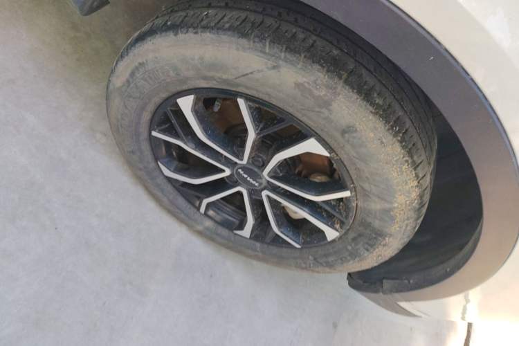 Used Haval H6 2023 National Trend Edition 1.5T Automatic Urban Version Right Front Wheel Hub