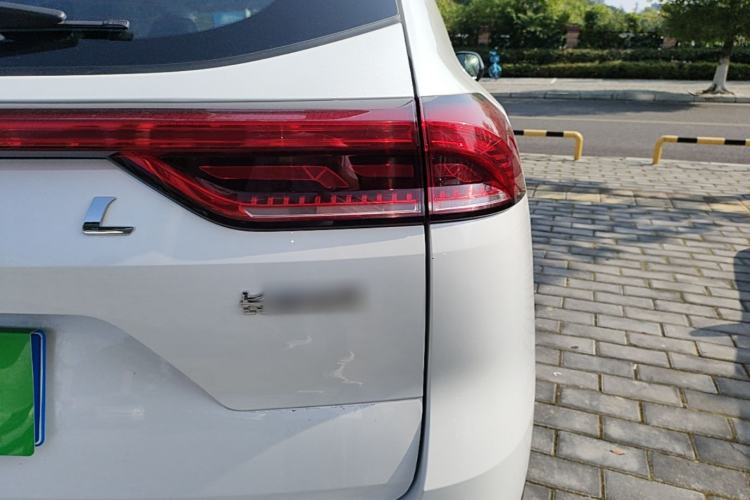 Used Haval H6 2023 National Trend Edition 1.5T Automatic Urban Version Right Rear Taillight