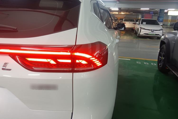 Used Haval H6 2023 National Trend Edition 1.5T Automatic Urban Version Right Rear Taillight