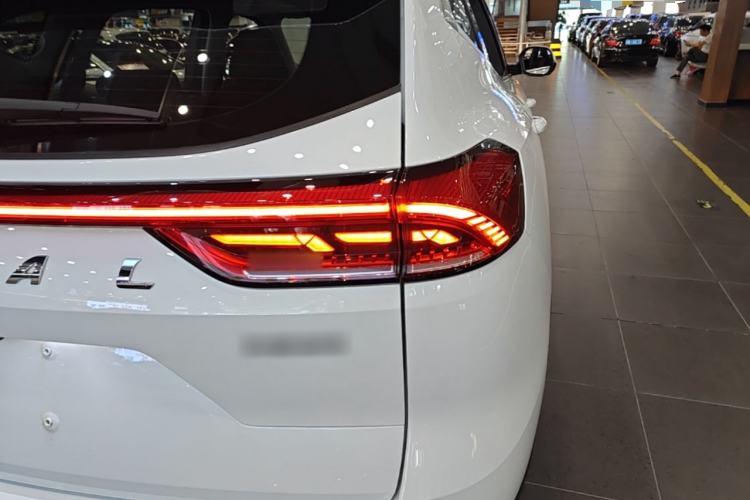 Used Haval H6 2023 National Trend Edition 1.5T Automatic Urban Version Right Rear Taillight