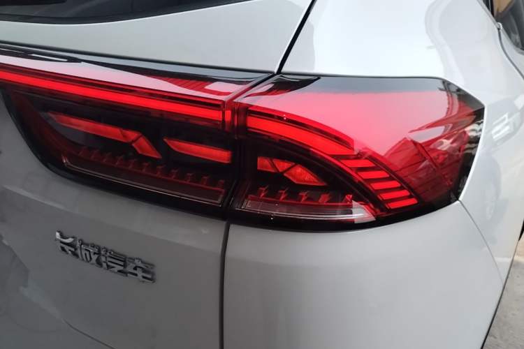 Used Haval H6 2023 National Trend Edition 1.5T Automatic Urban Version Right Rear Taillight