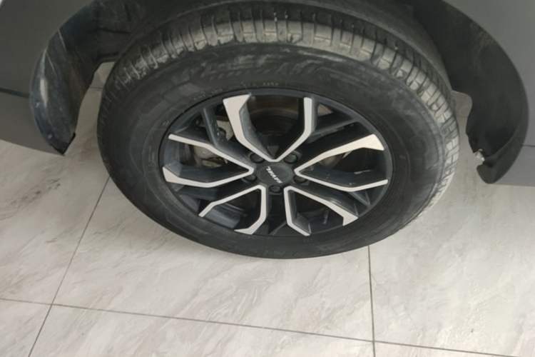 Used Haval H6 2023 National Trend Edition 1.5T Automatic Urban Version Right Rear Wheel Hub
