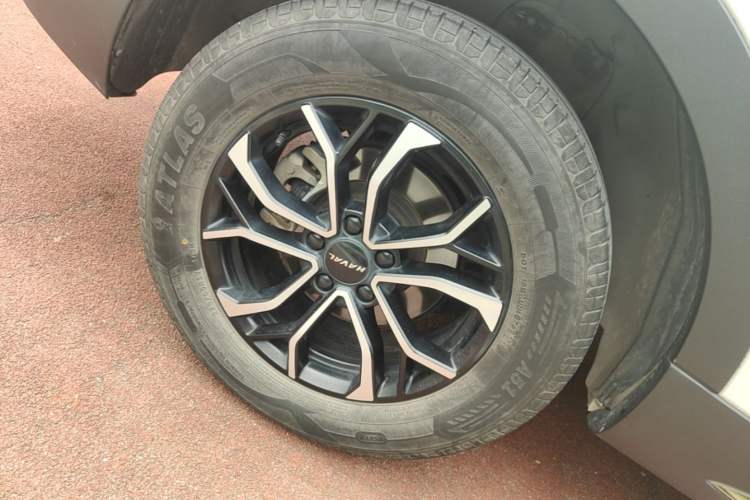 Used Haval H6 2023 National Trend Edition 1.5T Automatic Urban Version Right Rear Wheel Hub